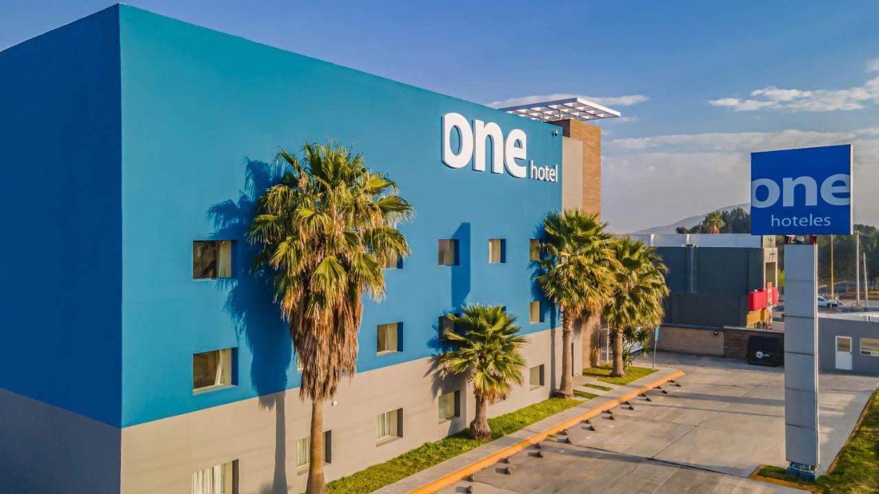 One Saltillo Aeropuerto Екстериор снимка